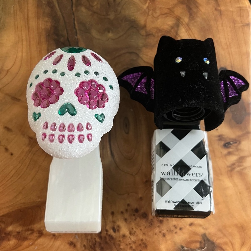 Pair of Bath & Body Works / White Barn Halloween Wallflower Plug-Ins